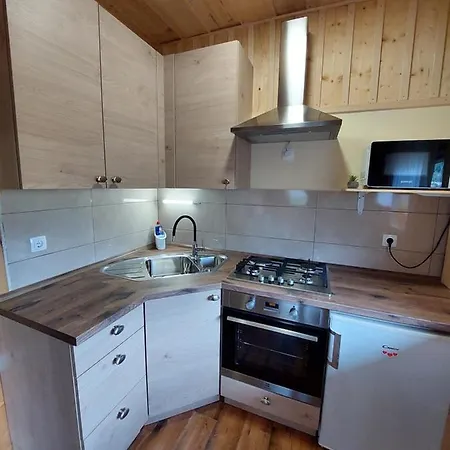 Pocitniska Hiska Lastovka 別荘 Podvolovljek