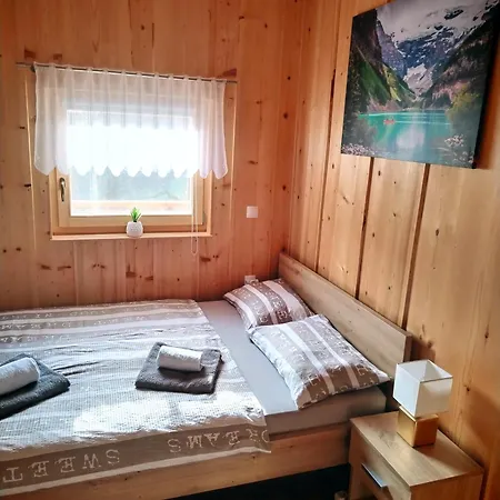 Pocitniska Hiska Lastovka Сasa de vacaciones