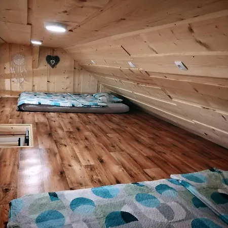 Pocitniska Hiska Lastovka *