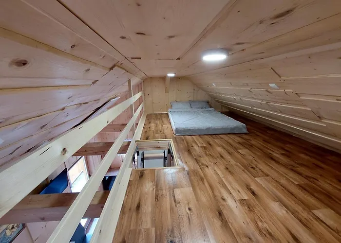 Pocitniska Hiska Lastovka *