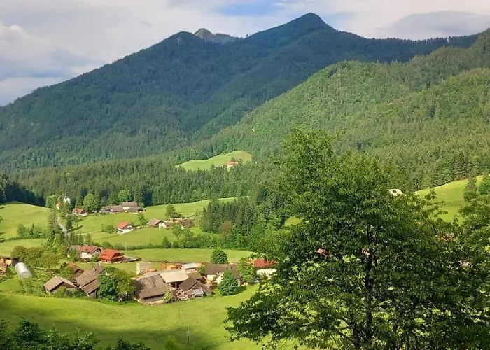 Pocitniska Hiska Lastovka Prázdninový dům Podvolovljek