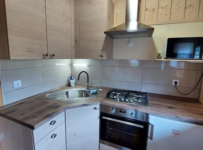 Pocitniska Hiska Lastovka Prázdninový dům Podvolovljek