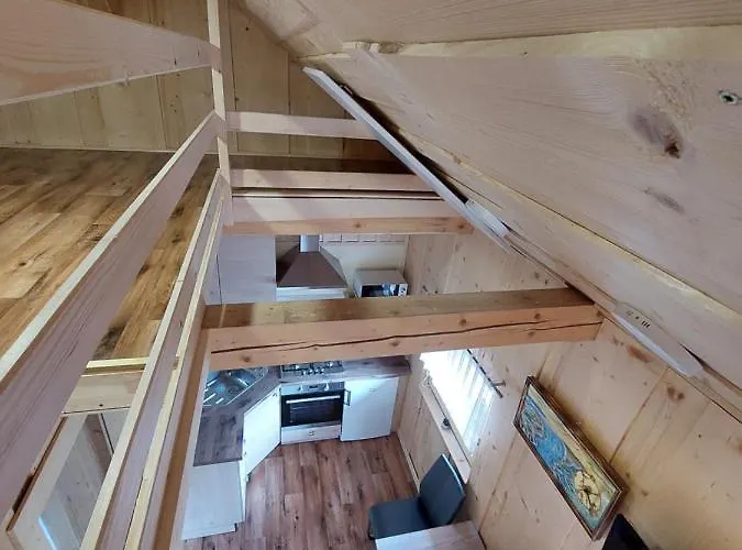 Pocitniska Hiska Lastovka